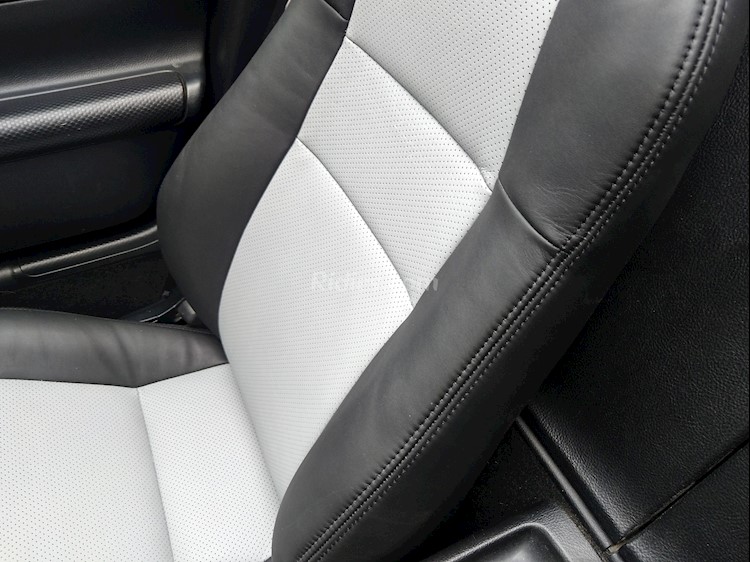 20032005 Toyota MR2 Spyder OEM Replacement Leather Seat Covers