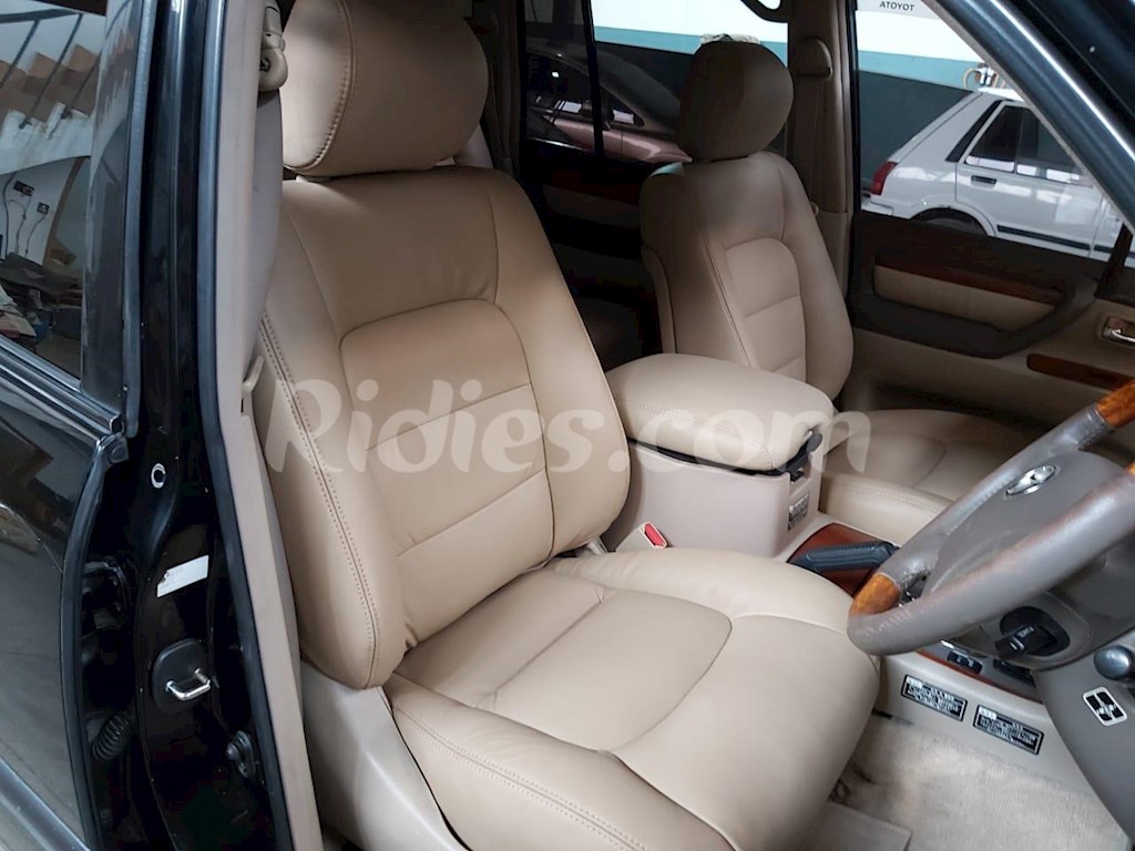 Toyota Land Cruiser Colorado Full Set Luxury LEATHERETTE Car Seat Covers